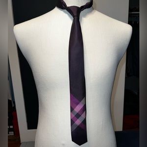 Express one inch tie.